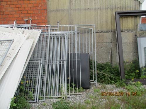 Hondenkennel, Dieren en Toebehoren, Hondenhokken, Zo goed als nieuw, Hondenkennel, Ophalen
