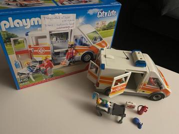 Playmobil - Ziekenwagen met licht en geluid 6685