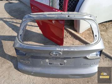 Hyundai Santa Fe IV achterklep beschikbaar voor biedingen
