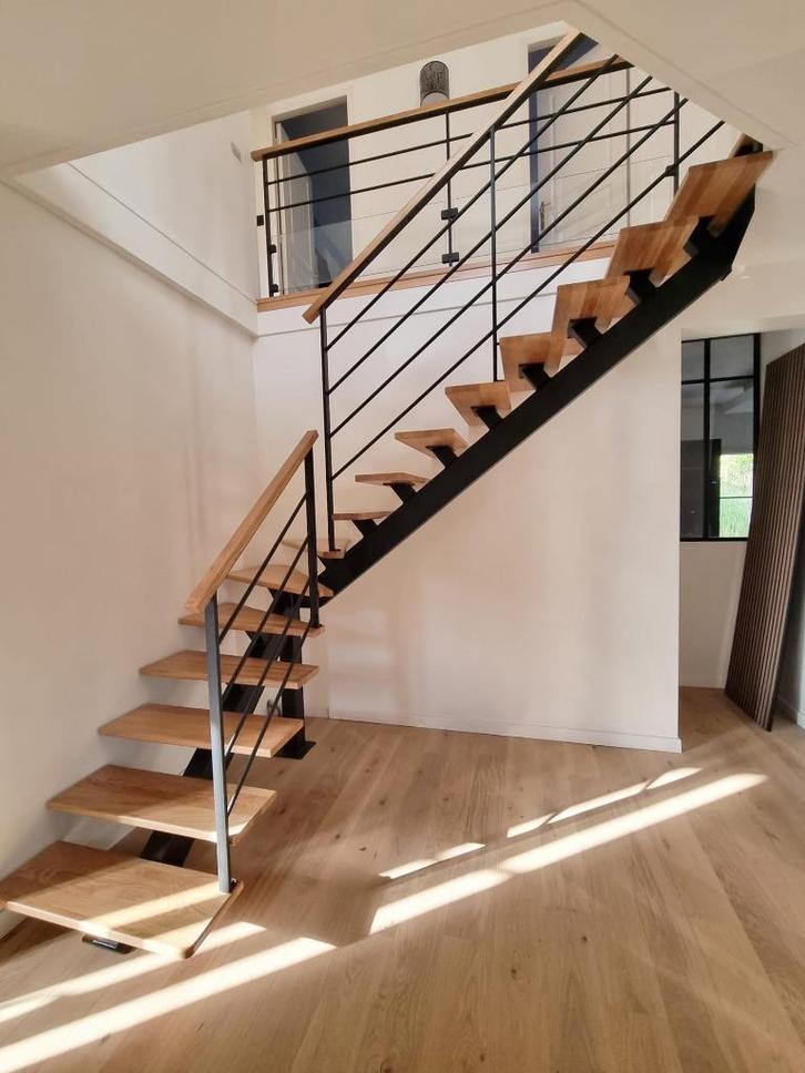 Escalier métallique sur mesure, Doe-het-zelf en Bouw, Ladders en Trappen, Nieuw, Trap, 2 tot 4 meter, Verzenden