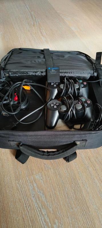 Playstation 2 beschikbaar voor biedingen