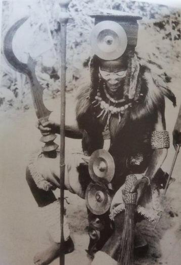 Mongo executie zwaard 1899 - 1900 privé collectie Matadi beschikbaar voor biedingen