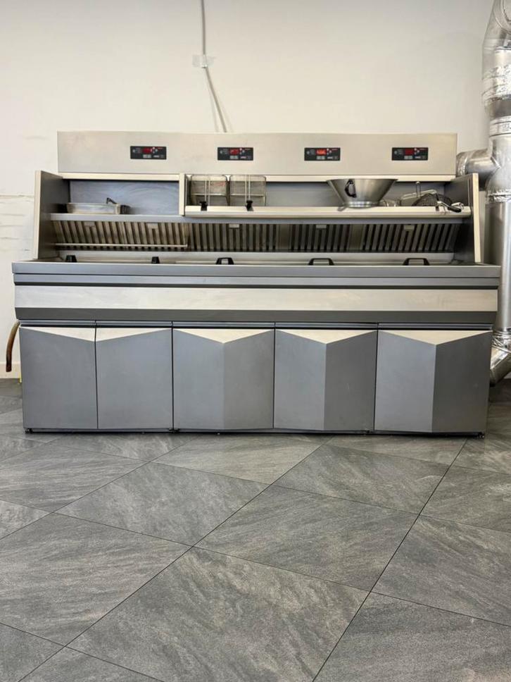 Professionele Hegro friteuse met pomp & dampkap – topstaat, Articles professionnels, Horeca | Équipement de cuisine, Cuisinière, Friteuse et Grils