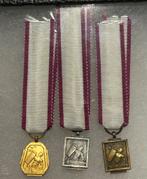 3 médailles miniatures de protection passive contre l'air, Collections, Enlèvement ou Envoi
