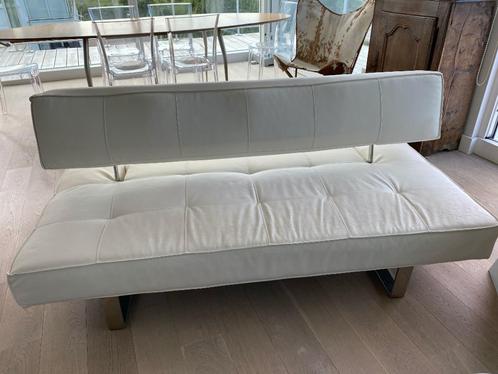 Canapé lit design blanc, Maison & Meubles, Canapés | Sofas & Chaises Longues, Utilisé, Trois personnes, 150 à 200 cm, 75 à 100 cm