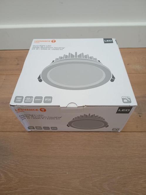 LED Downlight - Osram Ledvance 25W 3000K 2340LM - NIEUW, Huis en Inrichting, Lampen | Plafondlampen, Nieuw, Metaal, Ophalen of Verzenden