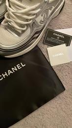 Runner Chanel taille 44, Vêtements | Hommes, Chaussures, Envoi, Comme neuf