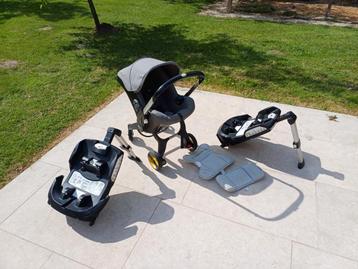 Doona kinderwagen/autostoel met 2 isofix en verkleinkussen  beschikbaar voor biedingen