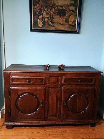 Ancien buffet flamand