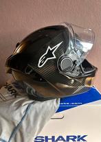 Spartan GT Carbon Skin-helm Shark maat M, Motos, Vêtements | Casques de moto, Hommes, M, Shark, Seconde main
