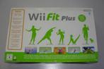 Wii Fit Plus + Balance Board Wit (met originele doos), Games en Spelcomputers, Games | Nintendo Wii, Vanaf 3 jaar, Overige genres