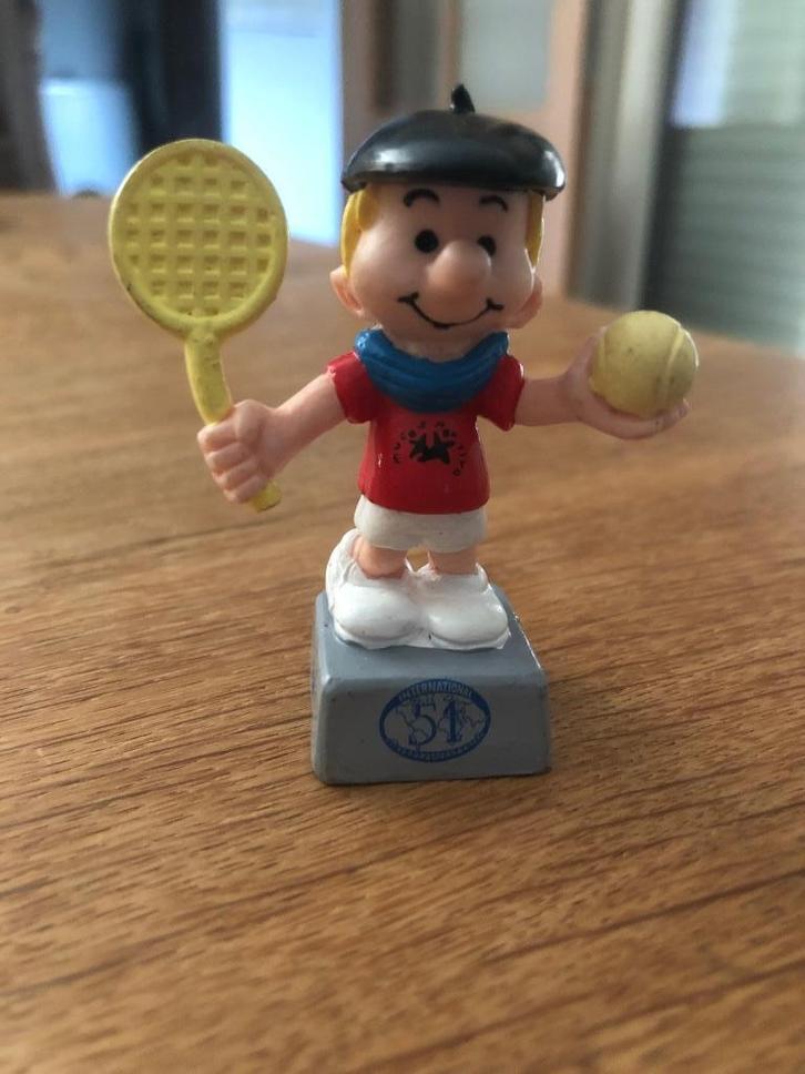 charmant figuurtje van Le Petit Gibus, bekend van de Franse, Verzamelen, Poppetjes en Figuurtjes, Gebruikt, Ophalen