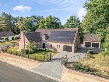 Stijlvolle, volledig gerenoveerde villa in een rustige, groe beschikbaar voor biedingen