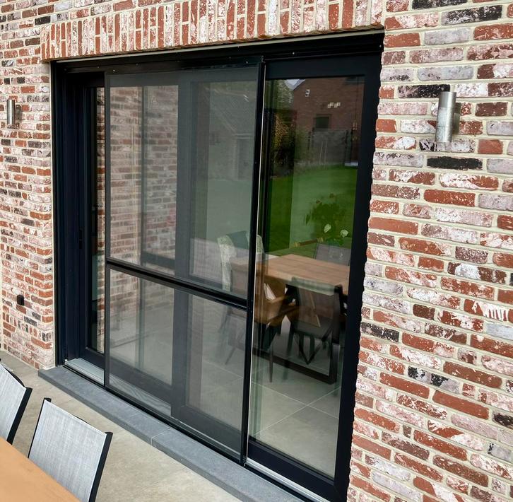 Vliegenraam pvc zwart, Bricolage & Construction, Châssis & Portes coulissantes, Comme neuf, Aluminium, Enlèvement