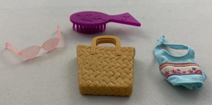 Sac de poupée Bratz Beach Party Yasmin 2002, sac à lunettes, Collections, Poupées, Comme neuf, Poupée, Envoi