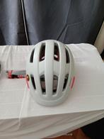 Casque vélo et sacoches simples et doubles., Fietsen en Brommers, Fietsaccessoires | Fietshelmen, Ophalen, Zo goed als nieuw, M