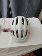 Casque vélo et sacoches simples et doubles., Vélos & Vélomoteurs, Accessoires vélo | Casques de vélo, Enlèvement, Comme neuf, M