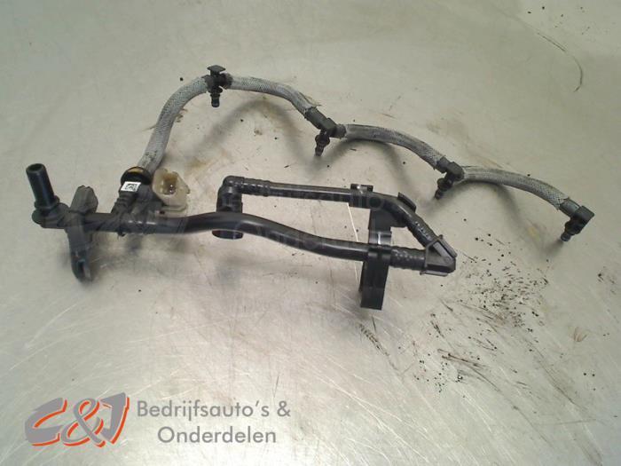 Brandstofleiding van een Renault Trafic, Auto-onderdelen, Brandstofsystemen, Renault, Gebruikt, 3 maanden garantie, Ophalen of Verzenden
