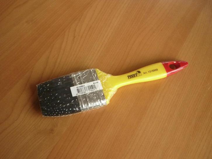 Geel rode verfborstel kwast penseel met zwarte haren Fixet, Doe-het-zelf en Bouw, Schildersmaterialen, Kwast, Ophalen of Verzenden