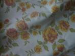 dekbedovertrek & 2 fluwijnen in wit met bloemmotief, Dekbedovertrek, Ophalen of Verzenden, Zo goed als nieuw, Tweepersoons