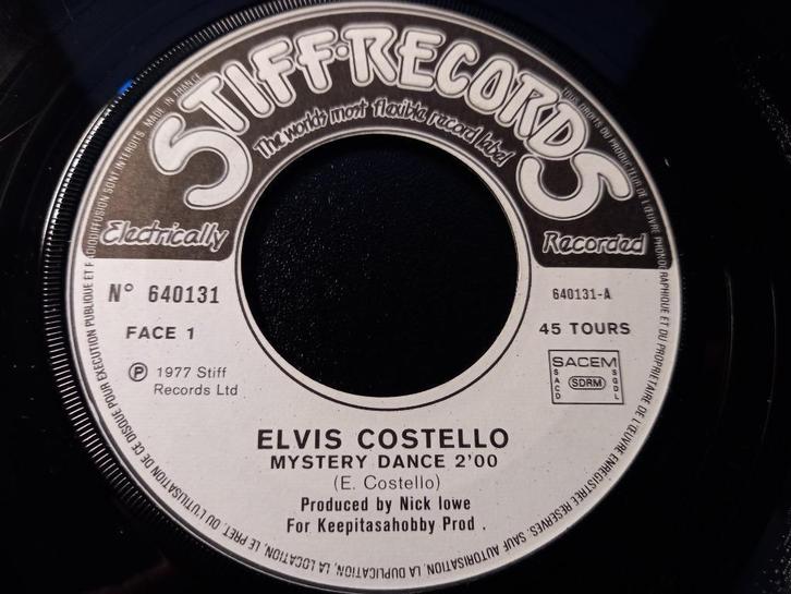 Elvis Costello ‎– Mystery Dance / Pay It Back '7 Als nieuw !, Cd's en Dvd's, Vinyl Singles, Zo goed als nieuw, Single, Overige genres