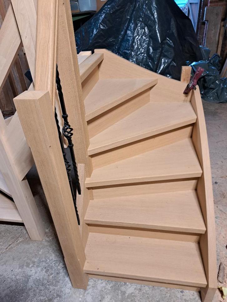 Trap toolzaaltrapjes per stuk te koop, Bricolage & Construction, Échelles & Escaliers, Comme neuf, Escalier, Moins de 2 mètres