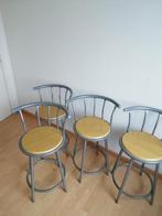 4 draaibare barkrukken €50, Ophalen of Verzenden, Gebruikt