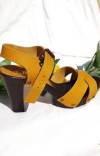 Prachtige vintage sandalen met hak uit de jaren 70, Kleding | Dames, Ophalen of Verzenden, Nieuw