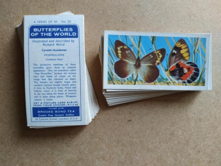 Butterflies of the World complete set 50 chromos vlinders, Verzamelen, Foto's en Prenten, Dier, 1960 tot 1980, Ophalen of Verzenden