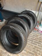 4 winter set banden PIRELLI
zeer goed
185/65/15, Ophalen, Band(en)