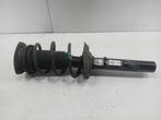 VEERPOOT LINKS VOOR Octavia Combi (5EAC) (5Q0412023EK), Gebruikt, Skoda