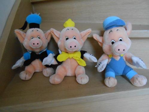 Euro Disney Lot 3 peluches vintage les trois petits cochons, Verzamelen, Disney, Gebruikt, Knuffel, Ophalen