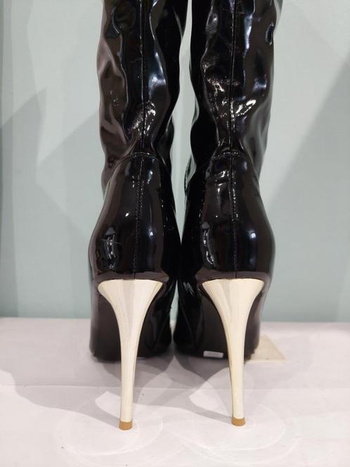 609C* sexy zwarte laklaarzen met hakken van 10 cm (42), Kleding | Dames, Schoenen, Nieuw, Hoge laarzen, Zwart, Verzenden