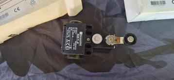 telemecanique eindeloopschakelaar 2+1 gratis beschikbaar voor biedingen