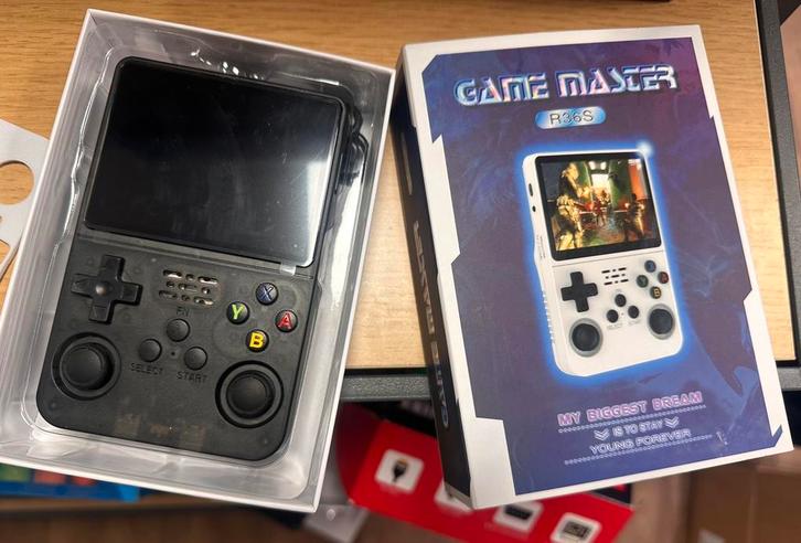 Gameboy R36 avec + 15 000 jeux, Games en Spelcomputers, Spelcomputers | Overige, Nieuw, Ophalen of Verzenden