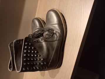 Stoere lederen boots weinig gedragen MT 43 beschikbaar voor biedingen