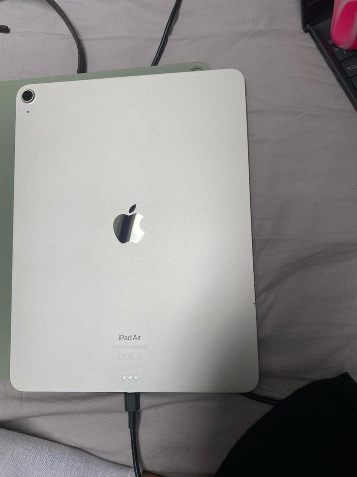 Ipad air 13inch, Computers en Software, Apple iPads, Zo goed als nieuw, Ophalen