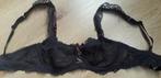 Soutien-gorge 70D, Soutien-gorge, Enlèvement