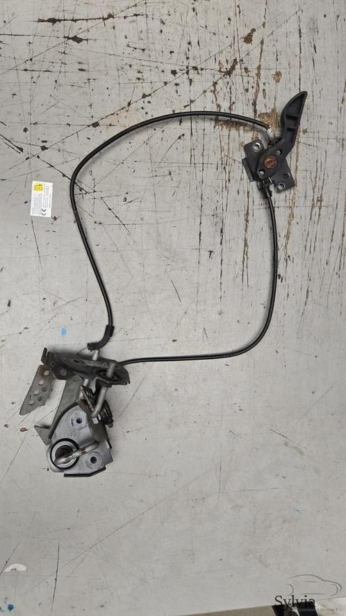 Slot motorkap passief links en rechts BMW 5 / 6 / 7 serie F0, Auto-onderdelen, Carrosserie, Gebruikt, Ophalen of Verzenden