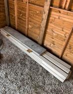 Betonpalen, betonplaat, houten plaat, Doe-het-zelf en Bouw, Metalen, Ophalen, Zo goed als nieuw