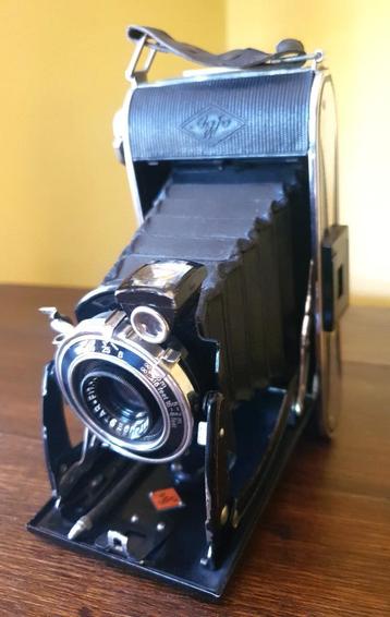 VINTAGE OPVOUWBAAR FOTO APPARAAT beschikbaar voor biedingen