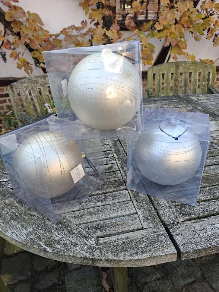 3 grote kerstbollen, nieuw, Diversen, Kerst, Nieuw, Ophalen of Verzenden