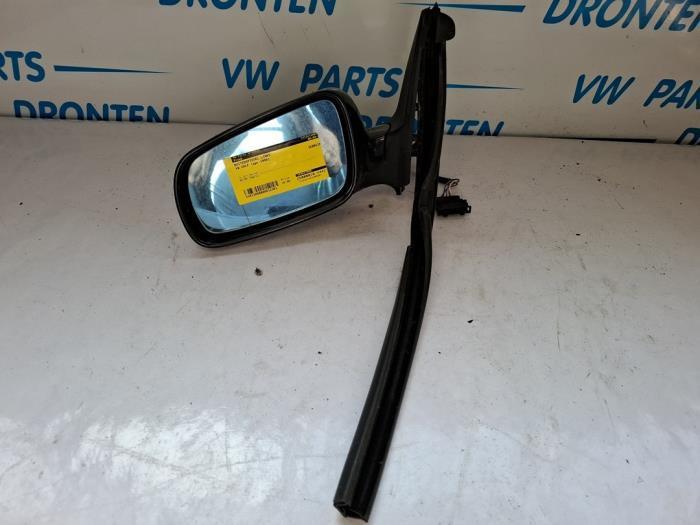 Buitenspiegel links van een Volkswagen Golf, Auto-onderdelen, Spiegels, Gebruikt, 3 maanden garantie, Ophalen of Verzenden