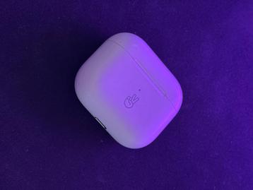 Apple AirPods 2 case beschikbaar voor biedingen