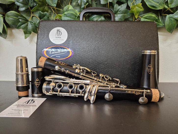 Noblet Artist Bb-Klarinet 17/6, Muziek en Instrumenten, Blaasinstrumenten | Klarinetten, Zo goed als nieuw, Bes-klarinet, Hout