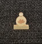 PIN - MAGNOLIA - YVES ROCHER - PARFUM - PERFUME, Verzamelen, Verzenden, Gebruikt, Merk, Speldje of Pin