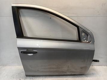 PORTIER RECHTS VOOR Hyundai i20 (01-2008/12-2015) beschikbaar voor biedingen