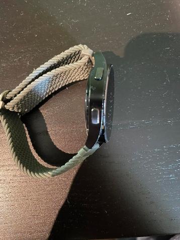 Samsung watch 4 44 mm  beschikbaar voor biedingen