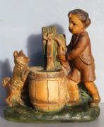 art deco beeld kindje waterput H 24,5 cm LM, Antiek en Kunst, Ophalen