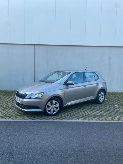 Skoda Fabia 2016 1.2 Boîte automatique DSG, Autos, Skoda, Particulier, Fabia, Airbags, Air conditionné, Alarme, Bluetooth, Ordinateur de bord